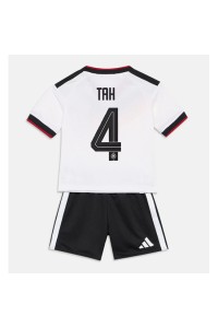 Saksa Jonathan Tah #4 Jalkapallovaatteet Lasten Kotipeliasu MM-kisat 2026 Lyhythihainen (+ Lyhyet housut)